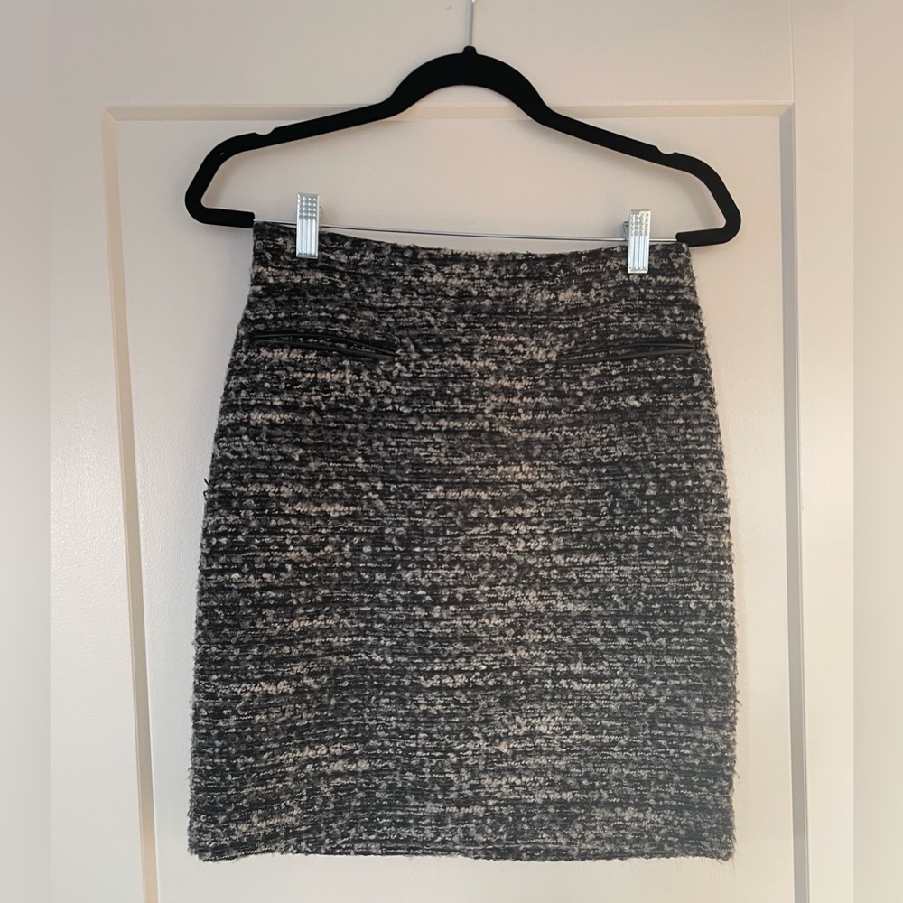 Ann Taylor Black & Gray Tweed Mini